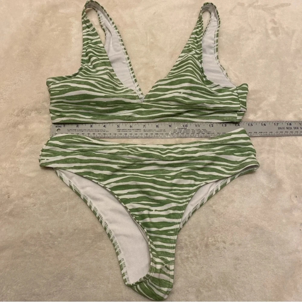 SHEIN Green Zebra Print Bikini